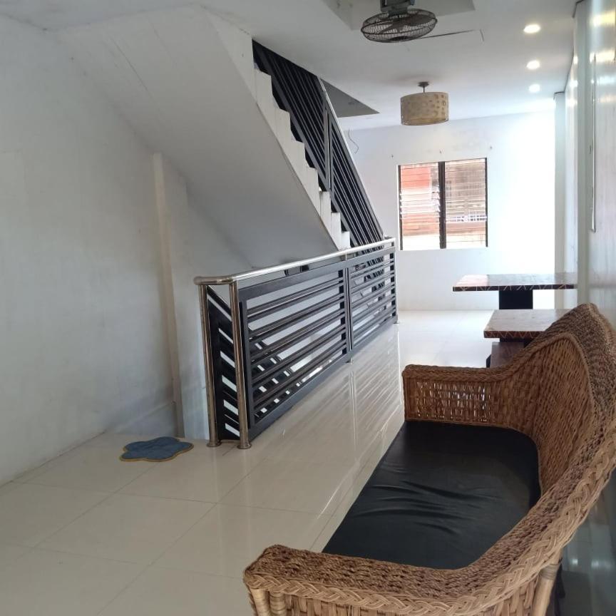 Chelle'S Apartelle-Inn El Nido Exterior foto